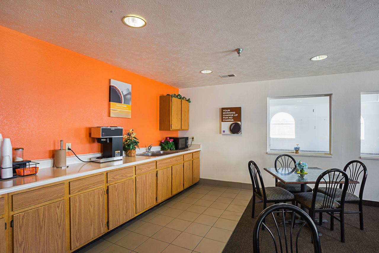 Motel 6 Omaha - Iat West ภายนอก รูปภาพ