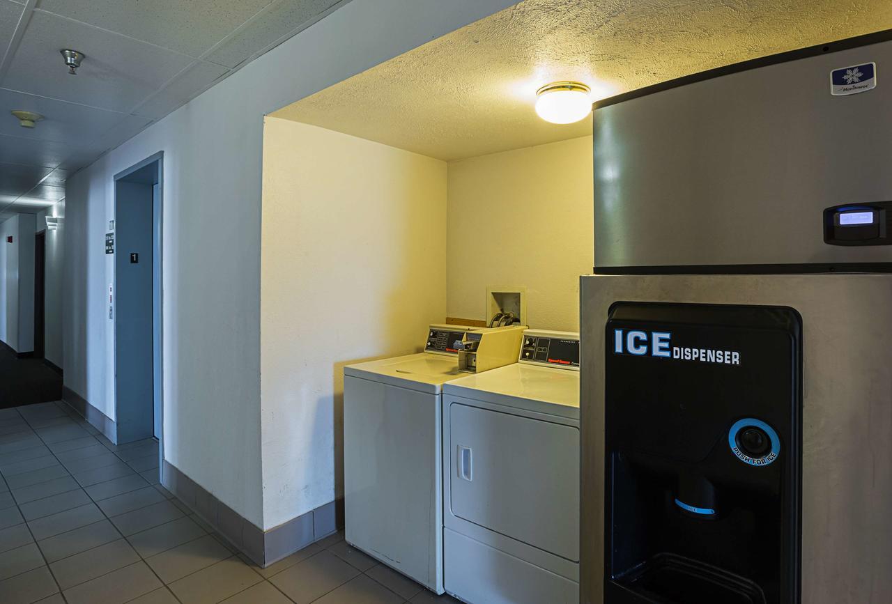 Motel 6 Omaha - Iat West ภายนอก รูปภาพ