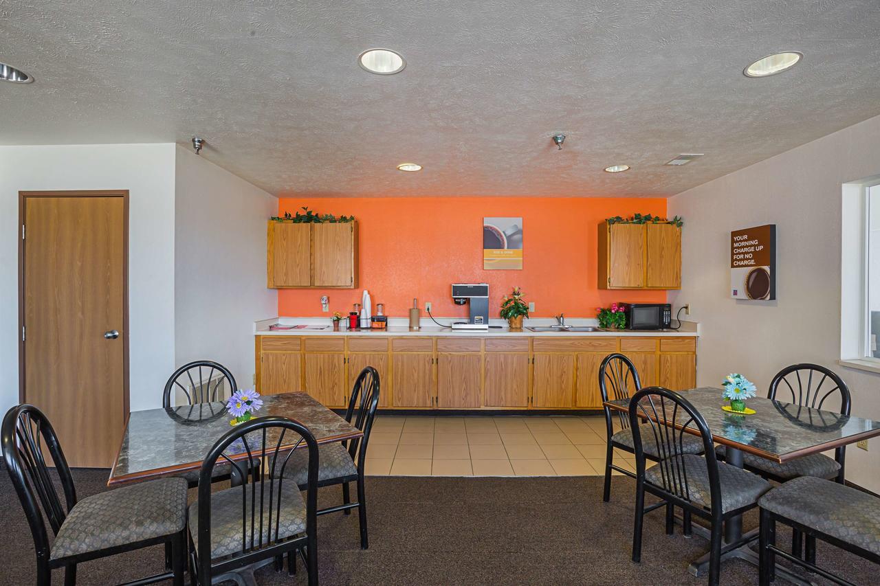 Motel 6 Omaha - Iat West ภายนอก รูปภาพ